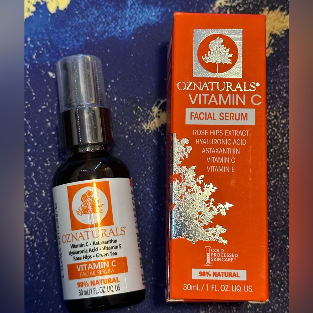 New - OZNaturals Organic Vitamin C Serum For Face with Hyaluronic Acid, Rosehip